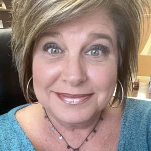 Meet your Posher, Renee